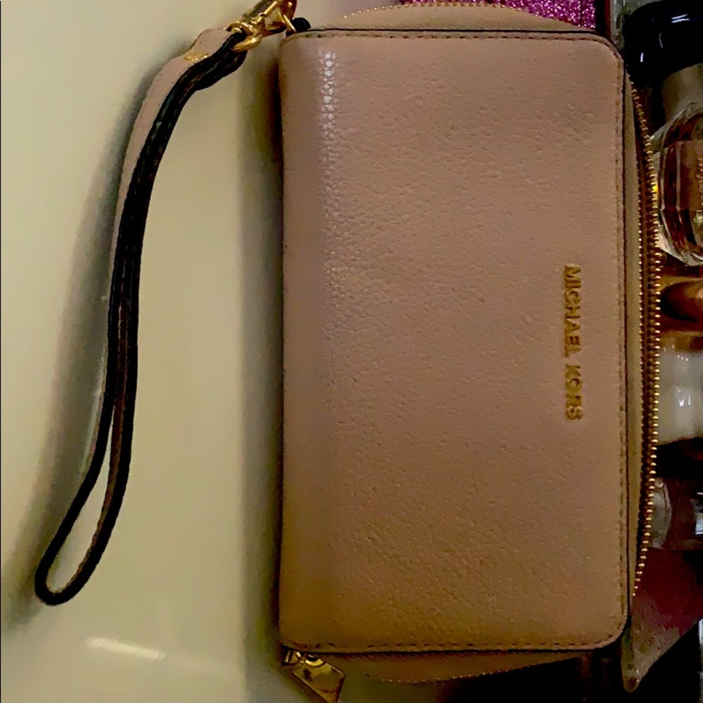 Michael Kors wallet